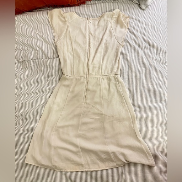 A-line cream chiffon dress - Picture 2 of 5